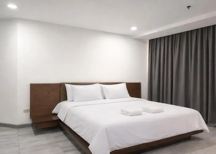 Big 3 Bedroom In Makati Cbd With Parking